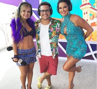 Helen Ganzarolli feet photo thumbnail