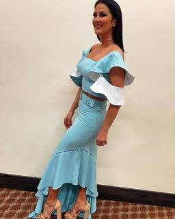 Helen Ganzarolli feet photo thumbnail