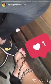 Helen Ganzarolli feet photo thumbnail