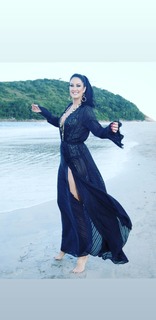 Helen Ganzarolli feet photo thumbnail