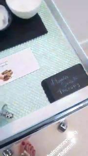 Helen Ganzarolli feet photo thumbnail