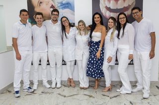 Helen Ganzarolli feet photo thumbnail