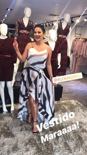 Helen Ganzarolli feet photo thumbnail