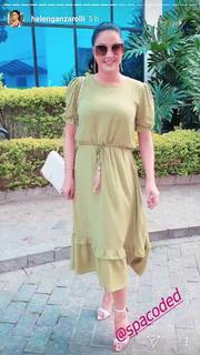 Helen Ganzarolli feet photo thumbnail