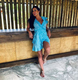 Helen Ganzarolli feet photo thumbnail