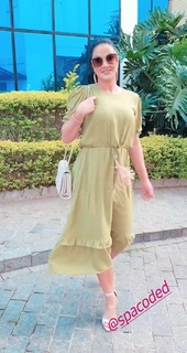 Helen Ganzarolli feet photo thumbnail