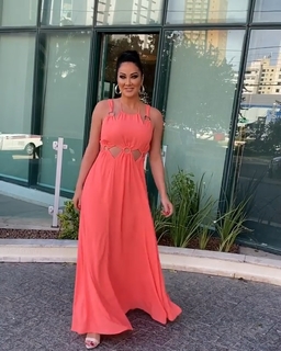 Helen Ganzarolli feet photo thumbnail