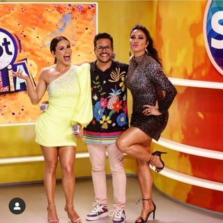 Helen Ganzarolli feet photo thumbnail