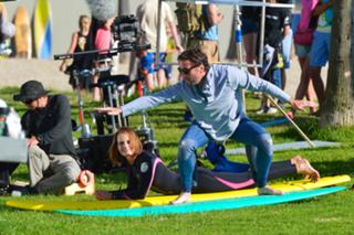 Helen Hunt feet photo thumbnail