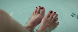 Helen Hunt feet photo thumbnail
