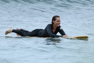 Helen Hunt feet photo thumbnail