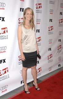 Helen Hunt feet photo thumbnail