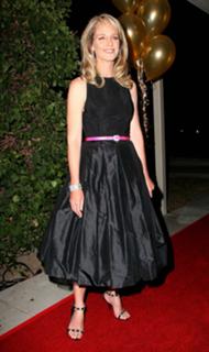 Helen Hunt feet photo thumbnail