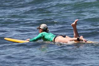 Helen Hunt feet photo thumbnail
