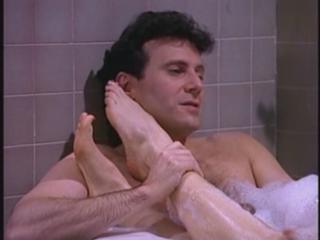 Helen Hunt feet photo thumbnail