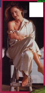 Helen Hunt feet photo thumbnail
