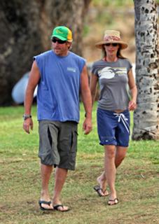 Helen Hunt feet photo thumbnail