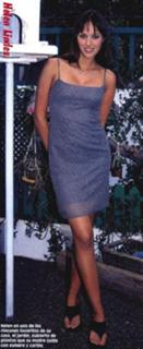 Helen Lindes feet photo 8