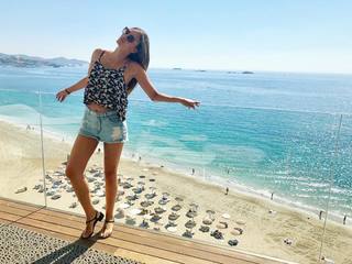 Helen Lindes feet photo 17