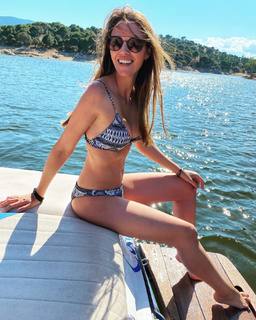 Helen Lindes feet photo 6