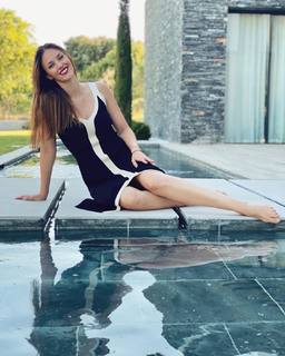 Helen Lindes feet photo 5