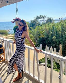 Helen Lindes feet photo 10