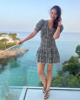 Helen Lindes feet photo 18
