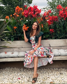 Helen Lindes feet photo 20
