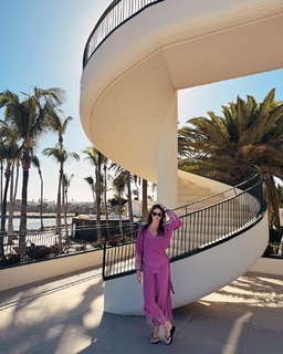 Helen Lindes feet photo 17