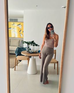 Helen Lindes feet photo 15