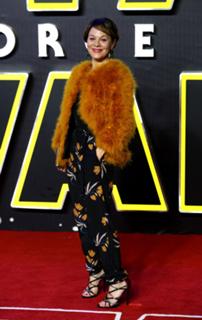 Helen McCrory feet photo 2