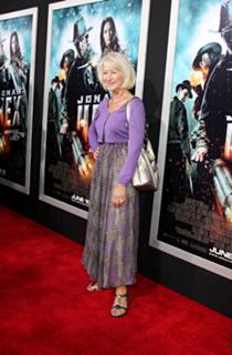 Helen Mirren feet photo thumbnail