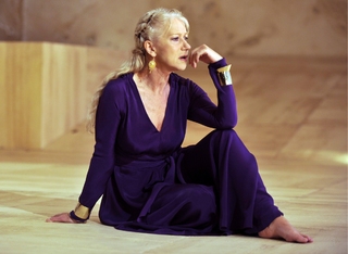 Helen Mirren feet photo thumbnail