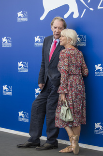 Helen Mirren feet photo thumbnail