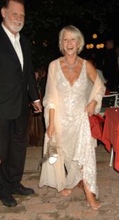 Helen Mirren feet photo thumbnail