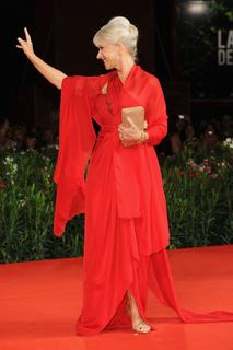 Helen Mirren feet photo thumbnail