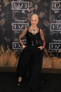 Helen Mirren feet photo thumbnail