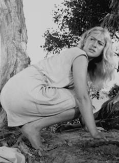 Helen Mirren feet photo thumbnail