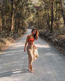 Helen Owen feet photo 12