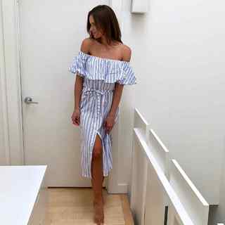 Helen Owen feet photo 8