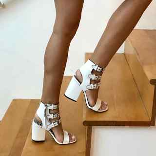 Helen Owen feet photo 13