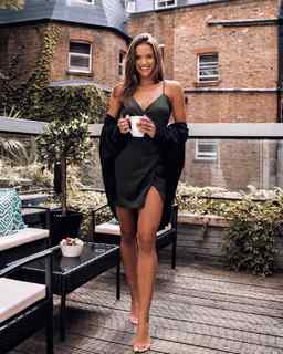 Helen Owen feet photo 16