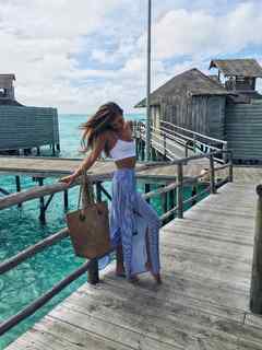 Helen Owen feet photo 8