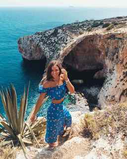 Helen Owen feet photo 14