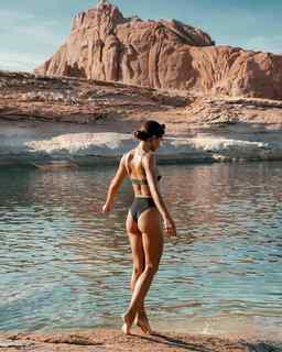 Helen Owen feet photo 19