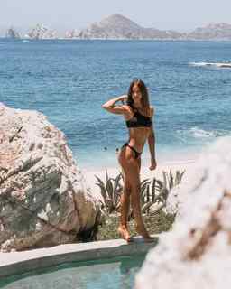 Helen Owen feet photo 15