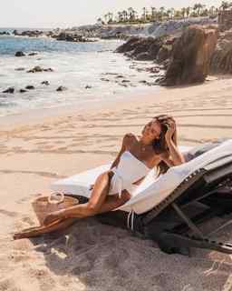 Helen Owen feet photo 14