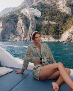 Helen Owen feet photo 9