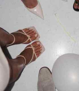 Helen Owen feet photo 19