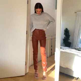 Helen Owen feet photo 12